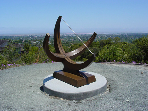 Image of a large bronze sculpture.